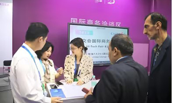 怎么選購PCB板異形插件機才最具性價比？