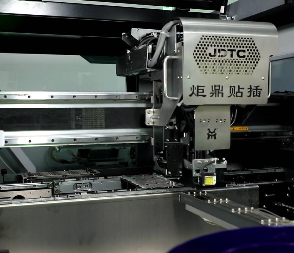 鼠標(biāo)生產(chǎn)設(shè)備自動(dòng)插件機(jī)重塑鼠標(biāo)制造的新篇章