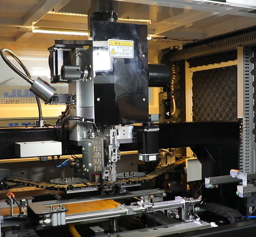 現代電子制造業已對插件機等設備深度依賴